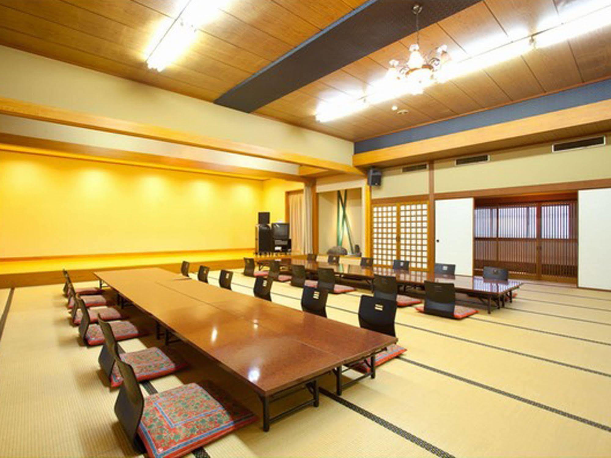 ホテル やぐるま荘 朝倉市 エクステリア 写真
